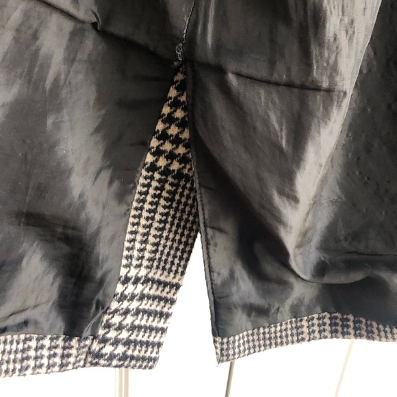 Classic Black and White Plaid Coat - Picture 10 of 11